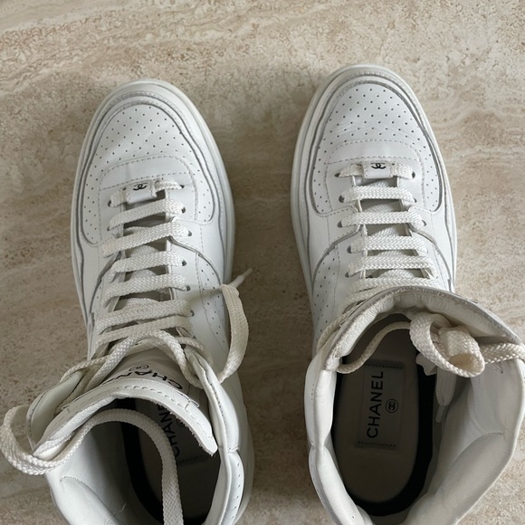 Gently Loved Chanel Hightops - Picture 5 of 11